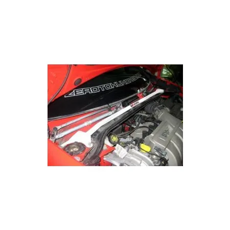 Rozpórka przednia (Front Upper Strut Bar)Ultra Racing Renault Clio C 05+