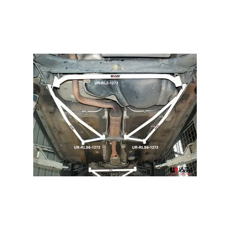 Rozpórka tylna dolna (Rear Lower Tiebar) 1273 Ultra Racing VW Golf 4 97-06