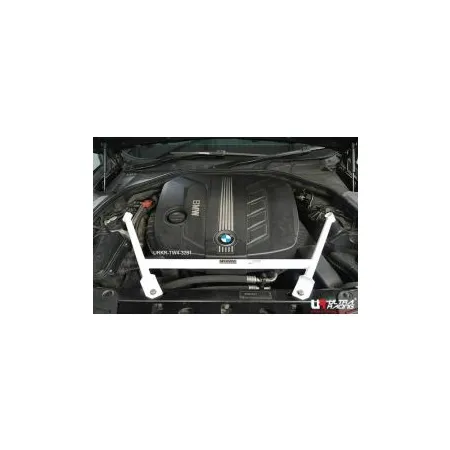 Rozpórka przednia (Front Upper Strut Bar)Ultra Racing BMW 520 2.0D F11 10+