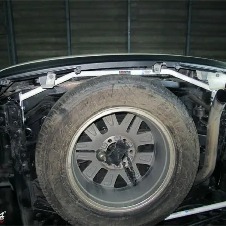 Rozpórka tylna (Rear Torsion Bar) (3366) Ultra Racing Toyota Fortuner (AN150) 2.4D/2.7/2.8D 15+/Innova 2.0 15+ 2WD/4WD