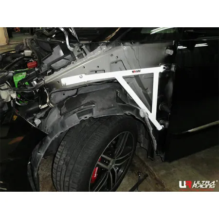 Rozpórka przedniego kielicha (Fender Brackets) (323P) Ultra Racing Toyota Estima (XR50) 2.4/3.5 2WD 06+