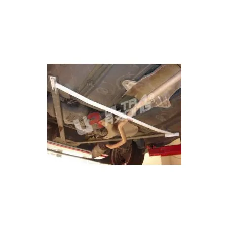 Rozpórka tylna dolna (Rear Lower Tiebar) Ultra Racing Peugeot 206 1.6