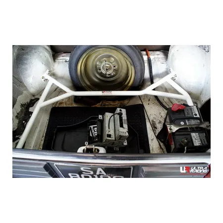 Rozpórka bagażnika (Rear Trunk Brace) Ultra Racing Mitsubishi Lancer A174 79-87