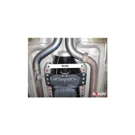 Rozpórka środkowa (Mid Lower Bar) 1824 Ultra Racing Mercedes C-Class/ AMG 07+ W204