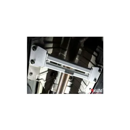 Rozpórka środkowa (Mid Lower Brace) (3817) Ultra Racing Infiniti Q50 (V37) 3.5 Hybrid 14+/Q50 S 2.0T 16+ 2WD