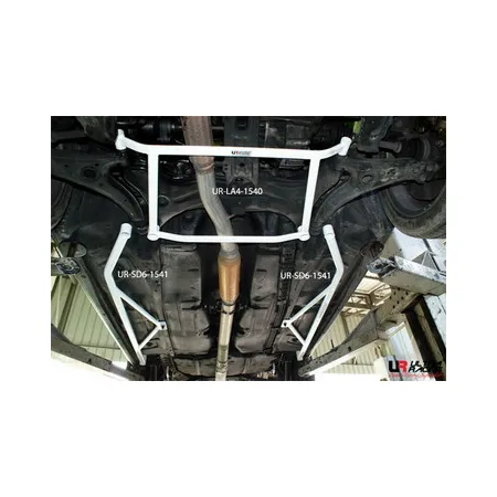 Rozpórka boczna (Side Bars) Ultra Racing Toyota Carina II 87-92 2.0