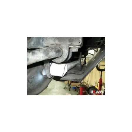 Rozpórka przednia dolna (Front Lower Tiebar) (904) Ultra Racing Tata Telcoline (X2) 2.0 MT 88-07