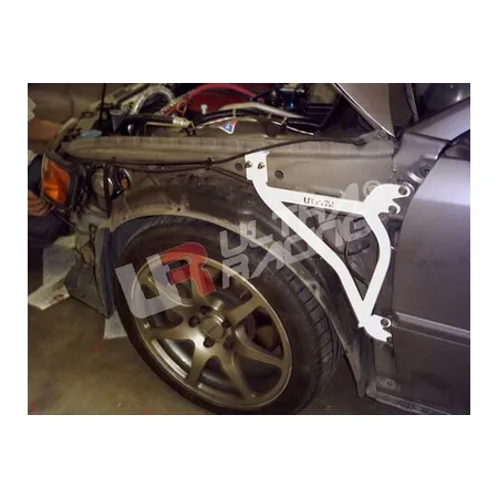 Rozpórka przedniego kielicha (Fender Brackets) Ultra Racing Honda Accord 97-02 CF4/CL1