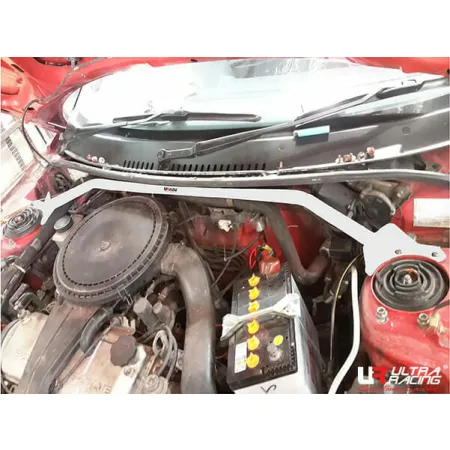 Rozpórka przednia (Front Upper Strut Bar)(3479) Ultra Racing Mazda Astina (323 BF) 1.6 2WD 5-Door HB CABURETOR 85-89