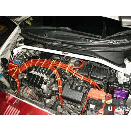 Rozpórka przednia (Front Upper Strut Bar)(3534) Ultra Racing Honda City (GM2) 1.5 2WD CNG 08-14