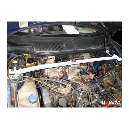 Rozpórka przednia (Front Upper Strut Bar)Ultra Racing Fiat Punto 1 Cabrio