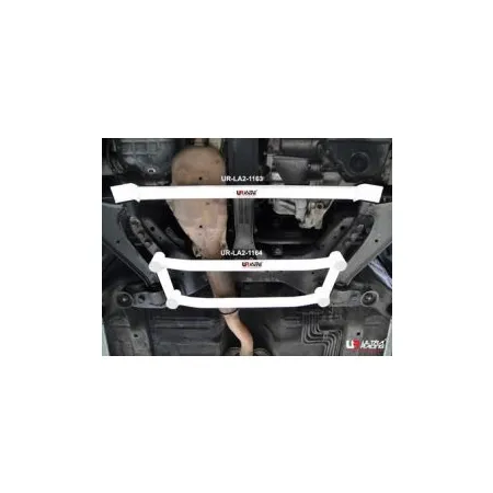 Rozpórka przednia dolna (Front Lower Tiebar) Ultra Racing Nissan Cefiro 98-03 A33