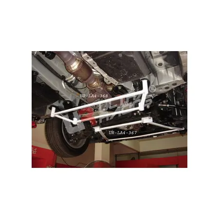 Rozpórka przednia (Front H-Brace) 367 Ultra Racing Toyota Previa 06+ 2.4