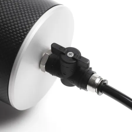 Uniwersalny Oil Catch Tank Nuke Performance Carbon o pojemności 0.75 litra