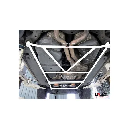 Rozpórka środkowa (Mid Lower Brace) 1198 Ultra Racing VW Touareg 02+