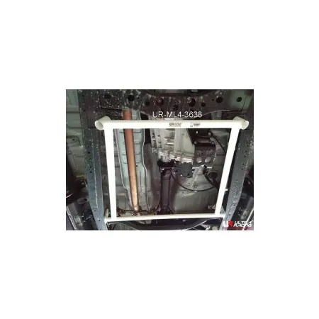 Rozpórka środkowa (Mid Lower Brace) (3638) Ultra Racing Mitsubishi Triton L200 (KJ) 2.4D/2.5D 2WD/4WD FL 15+