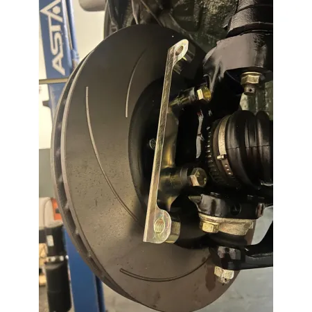 Zestaw Adapterów Przednich Zacisków Hamulcowych MZR Garage Nissan Skyline Silvia Stagea 7PP (Porshe VW Audi) do 380mm Tarcz (Lexus RCF)