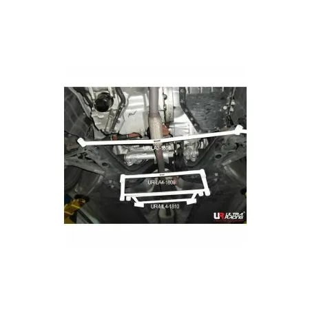 Rozpórka przednia dolna (Front Lower Tiebar) (1808) Ultra Racing Roewe 350 1.5 2WD 10-15