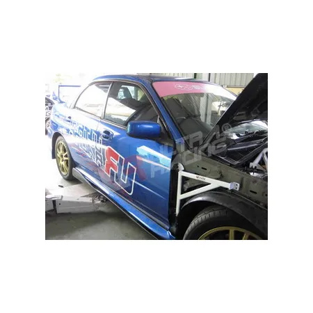 Rozpórka przedniego kielicha (Fender Brackets) Ultra Racing Impreza WRX/STI 01-07 GD