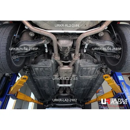 Rozpórka tylna dolna (Rear Lower Brace) 2185 Ultra Racing for Hyundai Genesis Sedan 12+