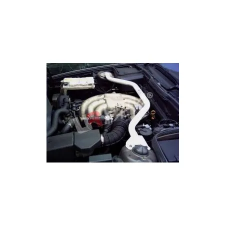 Rozpórka przednia (Front Upper Strut Bar)Ultra Racing BMW 5-Series E34 88-95
