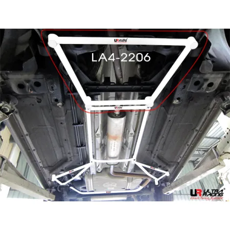 Rozpórka przednia dolna (Front Lower Brace) Ultra Racing Chevrolet Cruze 08+ 1.8/2.0