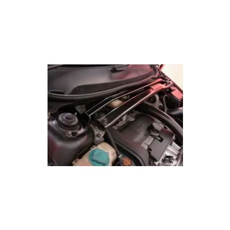 Rozpórka przednia (Front Upper Strut Bar)Ultra Racing Volvo S60/S60R/V70