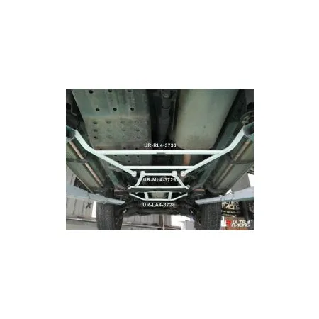 Rozpórka tylna dolna (Rear Lower Bar) (3730) Ultra Racing Toyota Hilux Surf (N180) 3.0D 4WD 95-02