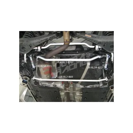 Rozpórka tylna dolna (Rear Lower Brace) 870 Ultra Racing VW Golf 5 GTI /Passat CC 08+