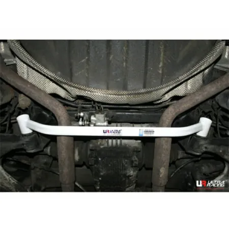 Rozpórka tylna dolna (Rear Lower Bar) (3608) Ultra Racing BMW 7 E38 (728i) 2.8 2WD 94-01