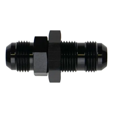 Przelotowy adapter prosty 10AN męski Flare z nakrętką DeatschWerks