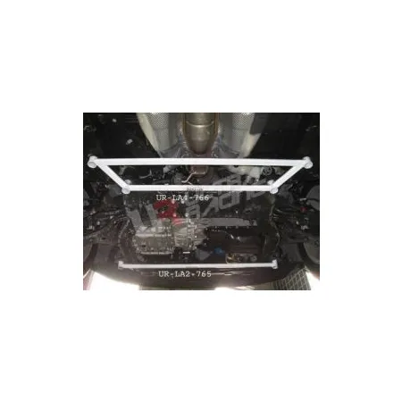 Rozpórka przednia dolna (Front Lower Brace) 766 Ultra Racing Kia Carens 06+