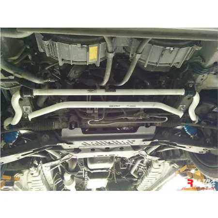 Stabilizator zawieszenia przedni 32mm Ultra Racing for Toyota Commuter 2.5D 04+/Hiace 3.0 04-19 2WD