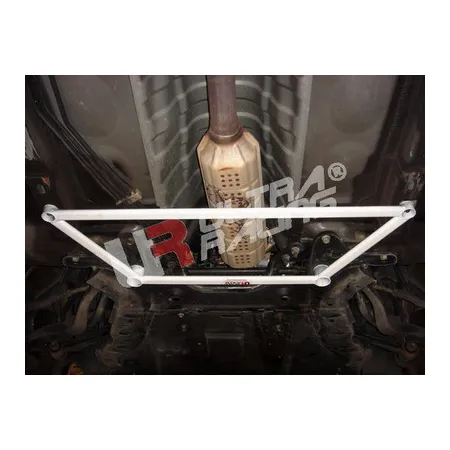 Rozpórka przednia dolna (Front Lower Brace) Ultra Racing Mazda 6 GG 03-08