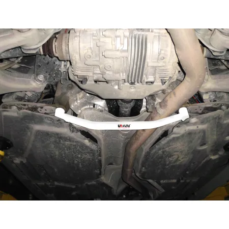 Rozpórka tylna dolna (Rear Lower Tiebar) Ultra Racing BMW X6 E71 3.0T 08+