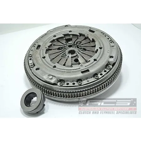Kit Including Dual Mass Flywheel - KAU23508
