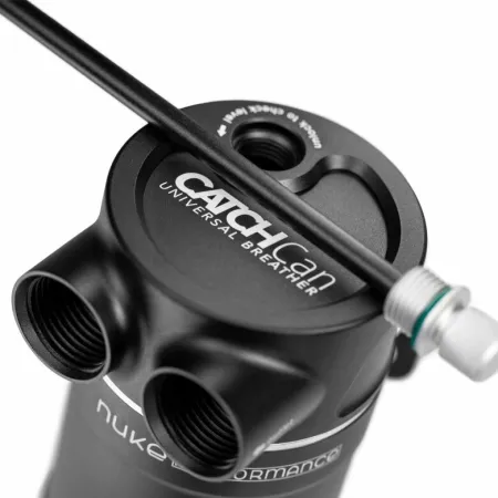 Uniwersalny Oil Catch Tank Nuke Performance o pojemności 0.25 litra