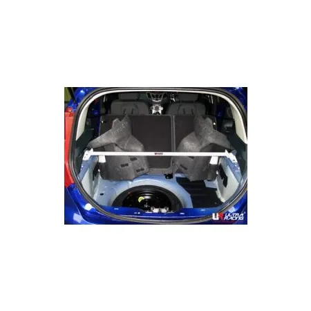 Rozpórka tylna górna (Rear Upper Strut Bar) Ultra Racing Ford Fiesta MK6/7/7.5 1.6 08+