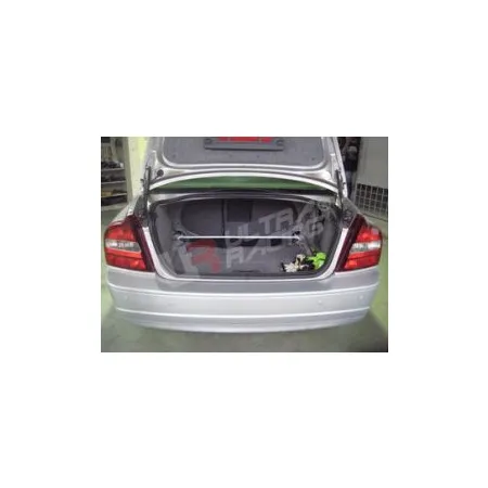 Rozpórka tylna górna (Rear Upper Strut Bar) Ultra Racing Volvo S80