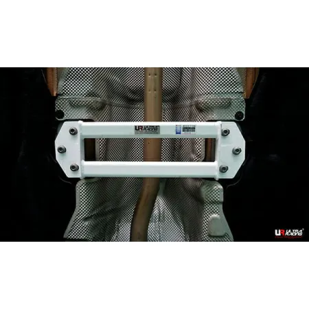 Rozpórka środkowa (Mid Lower Brace) (3858) Ultra Racing BMW 2 F45 216i /F46 220i /X1 F48 2.0T /Mini F54 Clubman 2.0D 15+ 2WD