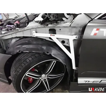 Rozpórka przedniego kielicha (Fender Brackets) (539P) Ultra Racing Toyota Camry (XV40) 2.4 2WD 07-11 LHD/RHD