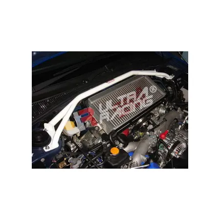 Rozpórka przednia (Front Upper Strut Bar)(No A/C) Ultra Racing Impreza WRX/STI 01-07