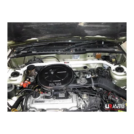 Rozpórka przednia (Front Upper Strut Bar)Ultra Racing Nissan Bluebird 89-93 U12 1.8