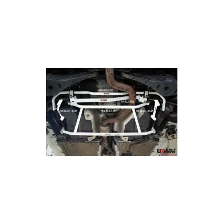 Rozpórka tylna dolna (Rear Lower Bar) 988 Ultra Racing VW Golf 5 R32 / 6 R36