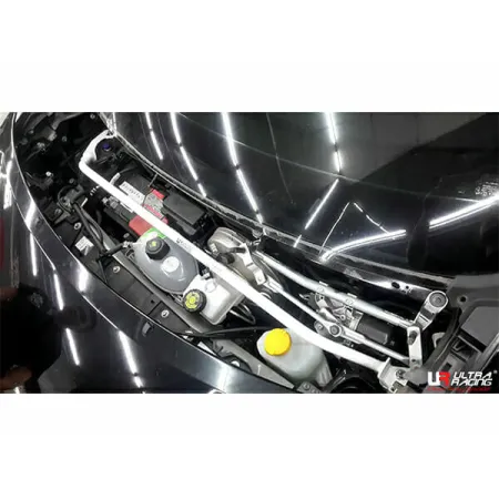 Rozpórka przednia (Front Upper Strut Bar)(3424) Ultra Racing Smart Fortwo (W453) 900-M281 2WD LHD 14+