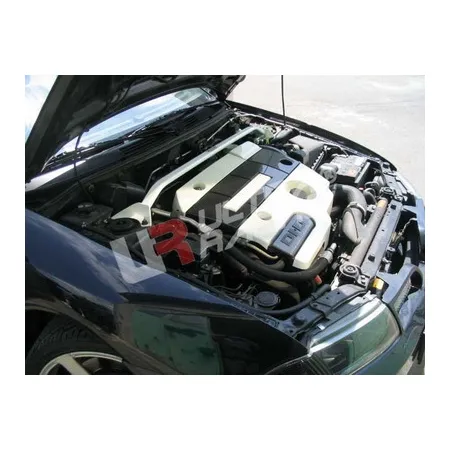 Rozpórka przednia (Front Upper Strut Bar)Ultra Racing Mitsubishi Carisma 95-04