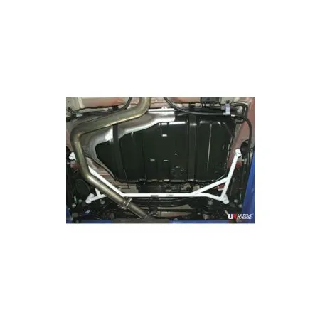 Rozpórka tylna dolna (Rear Lower Bar) (3628) Ultra Racing Hyundai Avante Sport/Elantra 1.6 2WD 16+