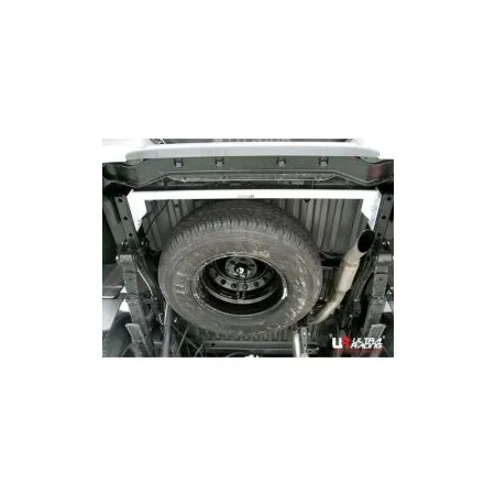 Rozpórka tylna dolna (Rear Lower Bar) (875) Ultra Racing Nissan Navara (D40) 2.5 4WD 04-17