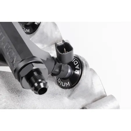 Adapter wtryskiwacza 30mm Nissan SR20DET RB25DET Radium Engineering