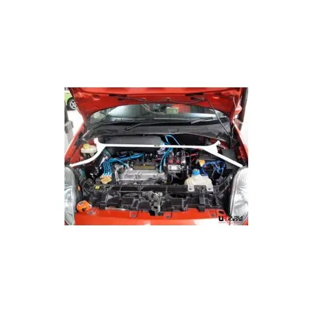 Rozpórka przednia (Front Upper Strut Bar)Ultra Racing Fiat Grande Punto 8V 1.4 06+